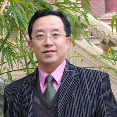 全聯(lián)民間文物藝術(shù)品商會藝術(shù)紅木家具專業(yè)委員會專家顧問、華南農(nóng)業(yè)大學(xué)博士生導(dǎo)師李凱夫： 